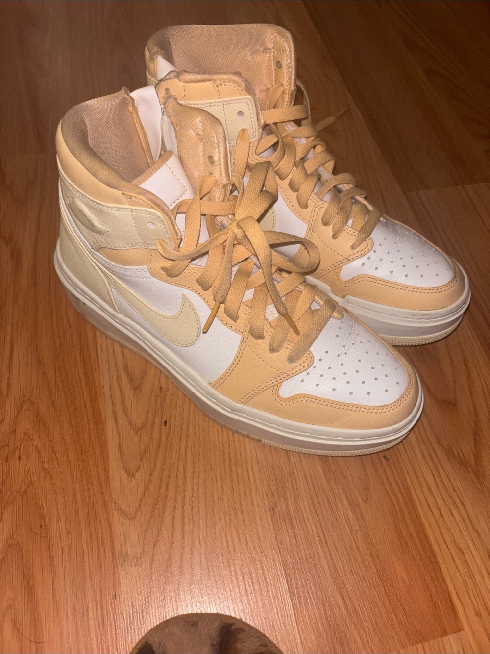 Wmns Air Jordan 1 Elevate High 'Celestial Gold'